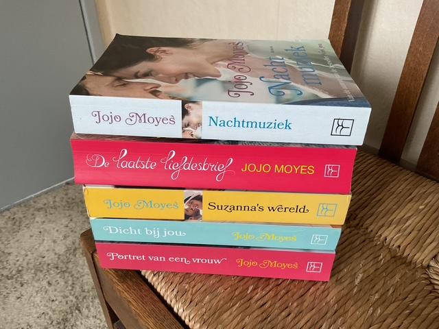 5 boeken romans van Jojo Moyes., Ophalen of Verzenden, Zo goed als nieuw, Jojo Moyes, Europa overig