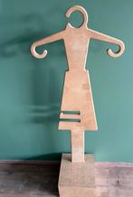 Gave houten dressgirl, Ophalen, Zo goed als nieuw, Hout