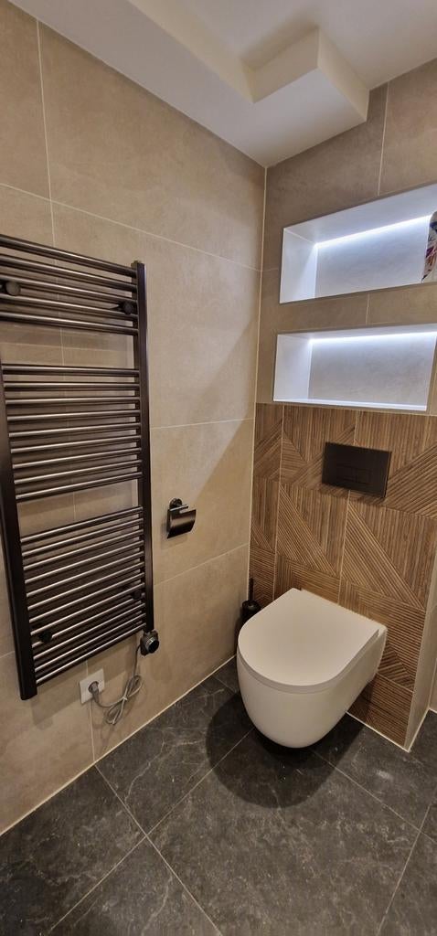 Badkamer-renovatie  toilet-renovatie snel direct beschikbaar