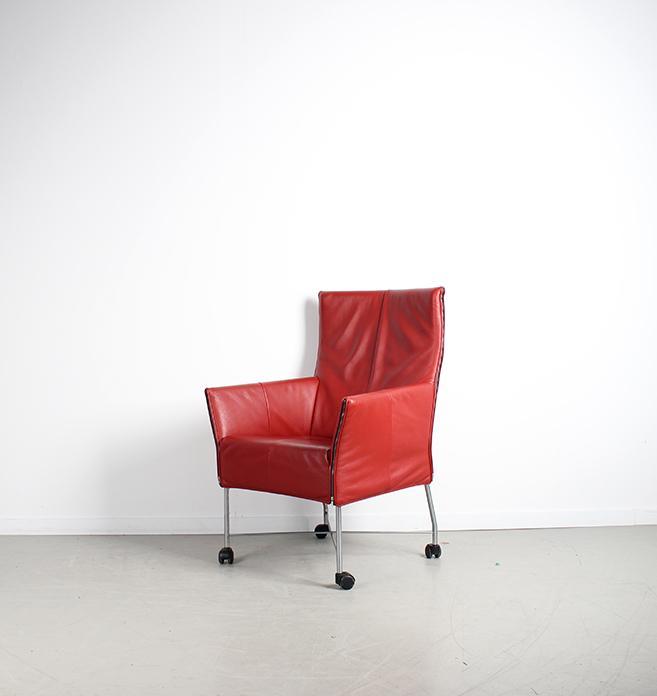 1x Montis Charly Fauteuil Rood Leer – Wielen, Huis en Inrichting, Fauteuils, Zo goed als nieuw, Leer, 75 tot 100 cm, Minder dan 75 cm
