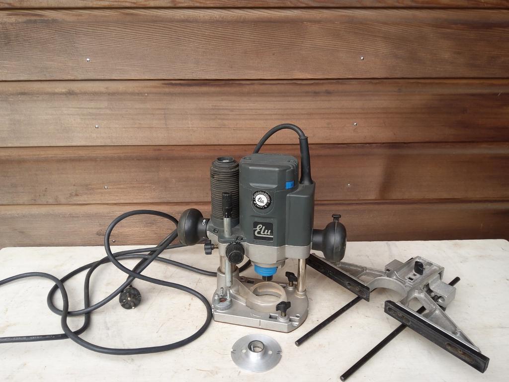 ELU bovenfrees type OF97E, Doe-het-zelf en Verbouw, Ophalen of Verzenden, Gebruikt, Elektrisch, Bovenfrees