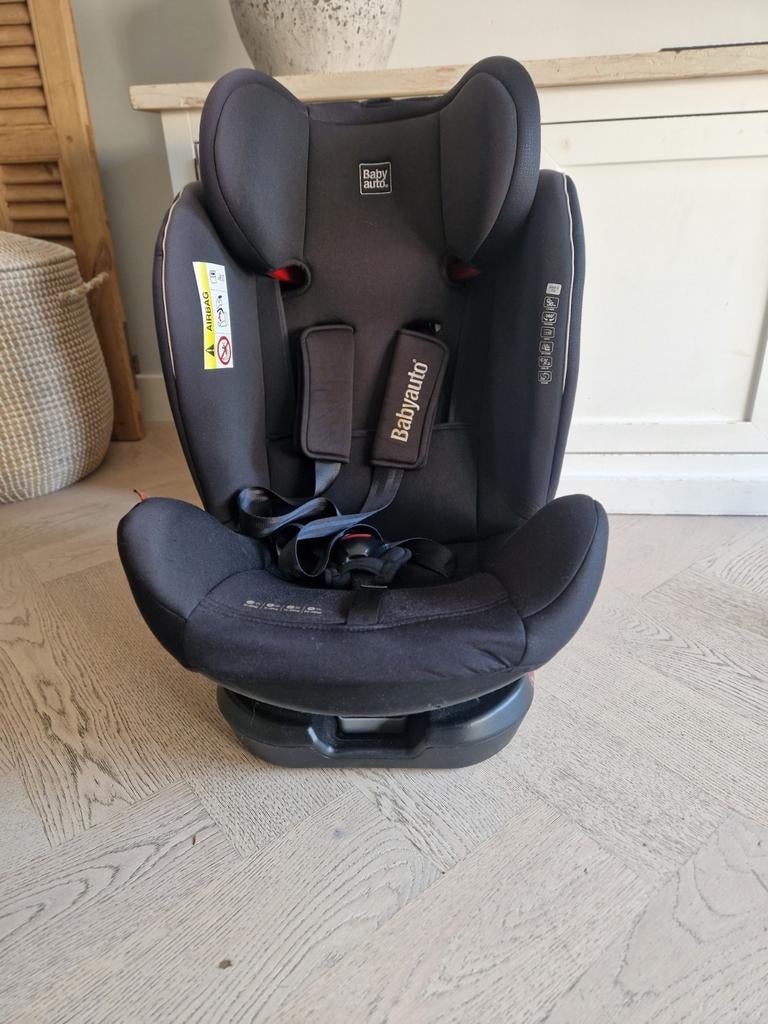 Babyauto autostoel met isofix en 360 graden draaibaar, Kinderen en Baby's, Autostoeltjes, Gebruikt, 9 t/m 18 kg, Slaapstand, Isofix