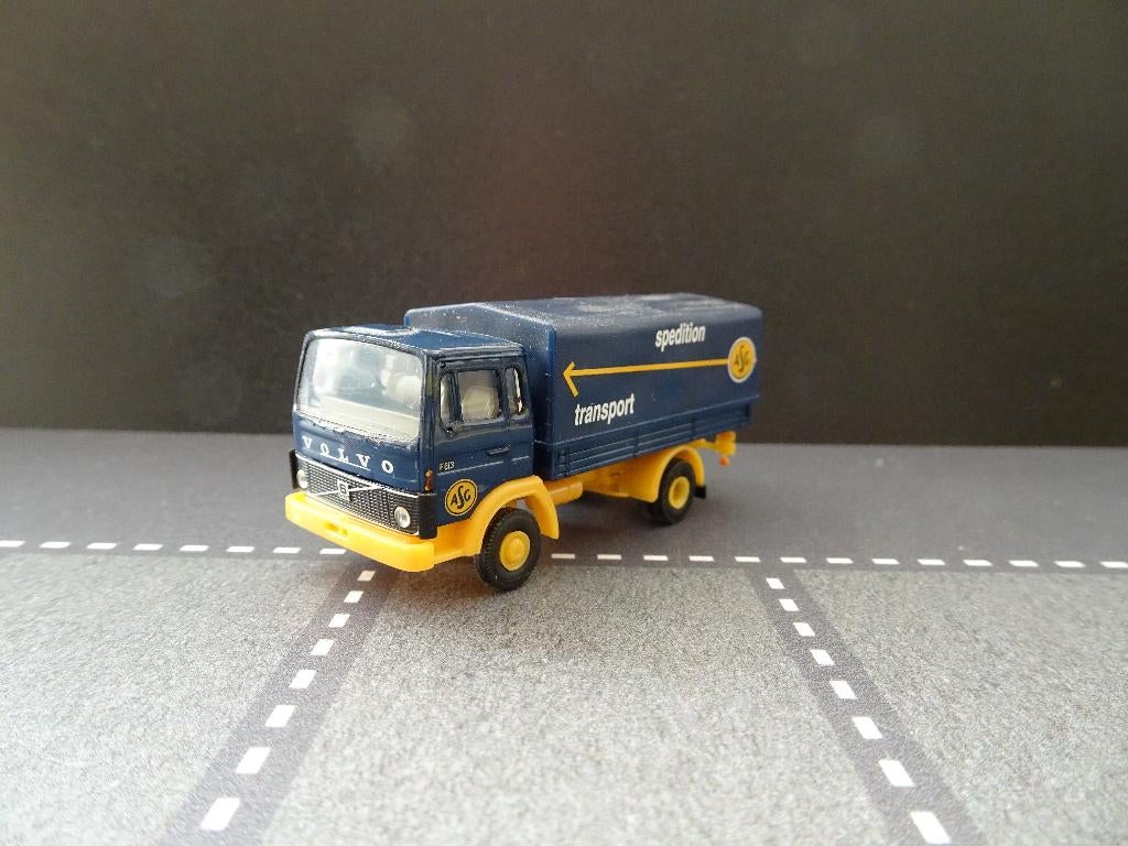 Brekina 85681 - 1/87 Volvo F89 Transporteur De Course Lotus2 - Neuf