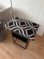 Westwing Ikkat kussen - 55x35 cm, Ophalen of Verzenden, Zo goed als nieuw, Zwart, Rechthoekig