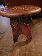 Vintage Oosters bijzettafeltje, Huis en Inrichting, Tafels | Bijzettafels, Minder dan 45 cm, Minder dan 55 cm, Gebruikt, Rond