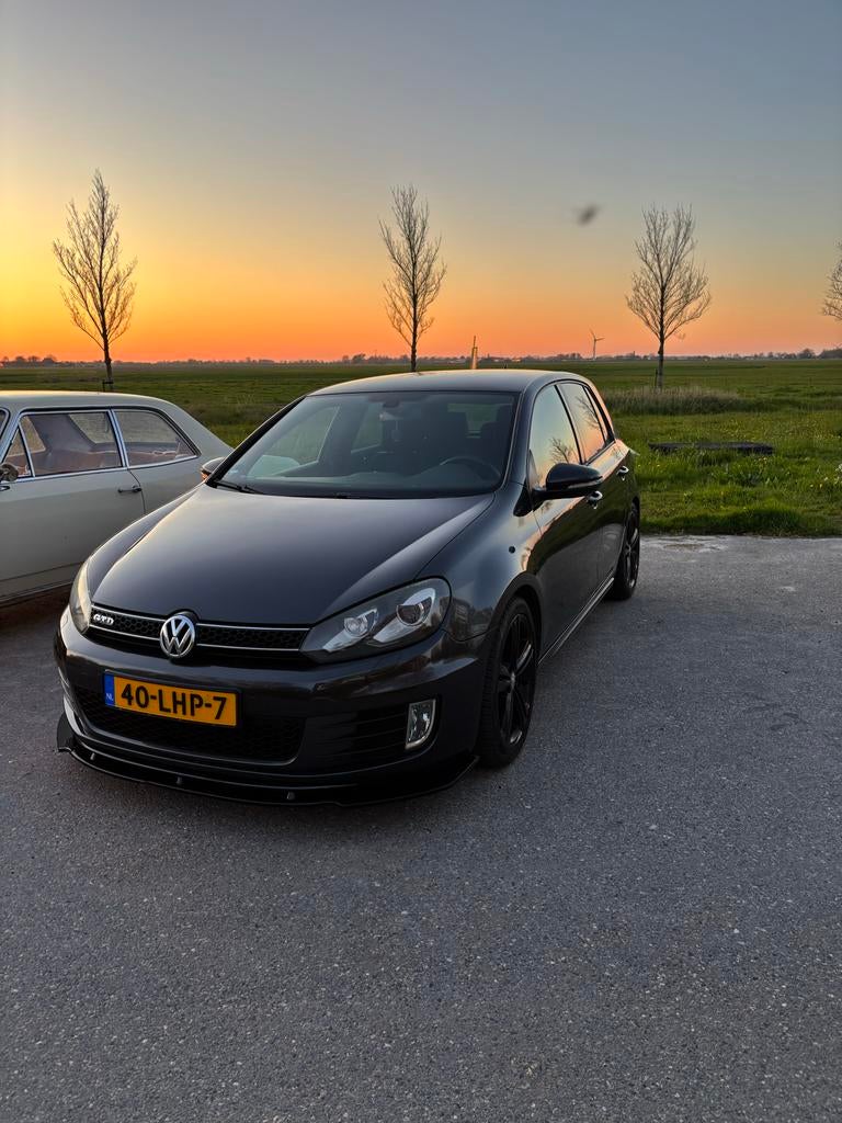 Volkswagen Golf 2.0 TDI 125KW 2010 Grijs, Voorwielaandrijving, Stof, Zwart, 4 cilinders