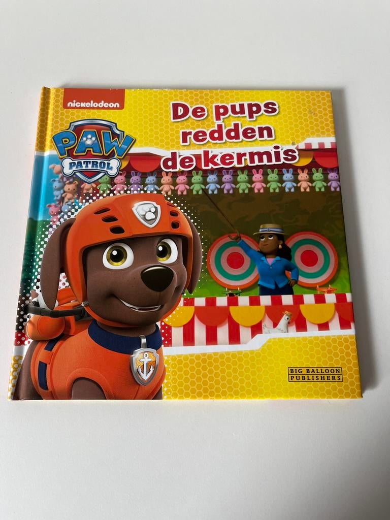De pups redden de Kermis  Taal NL Hardcover, Ophalen, Zo goed als nieuw