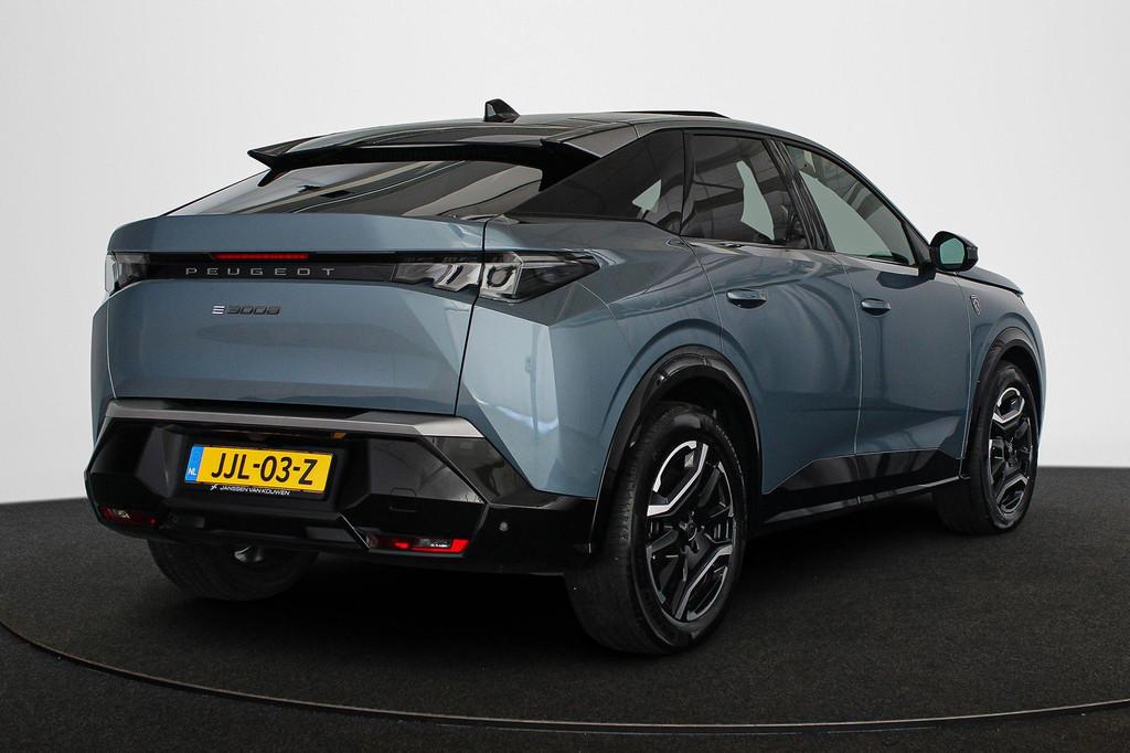 Peugeot e-3008 GT Avantage 210 73 kWh Panoramadak Warmtepomp, 1250 kg, 213 pk, Blauw, Origineel Nederlands