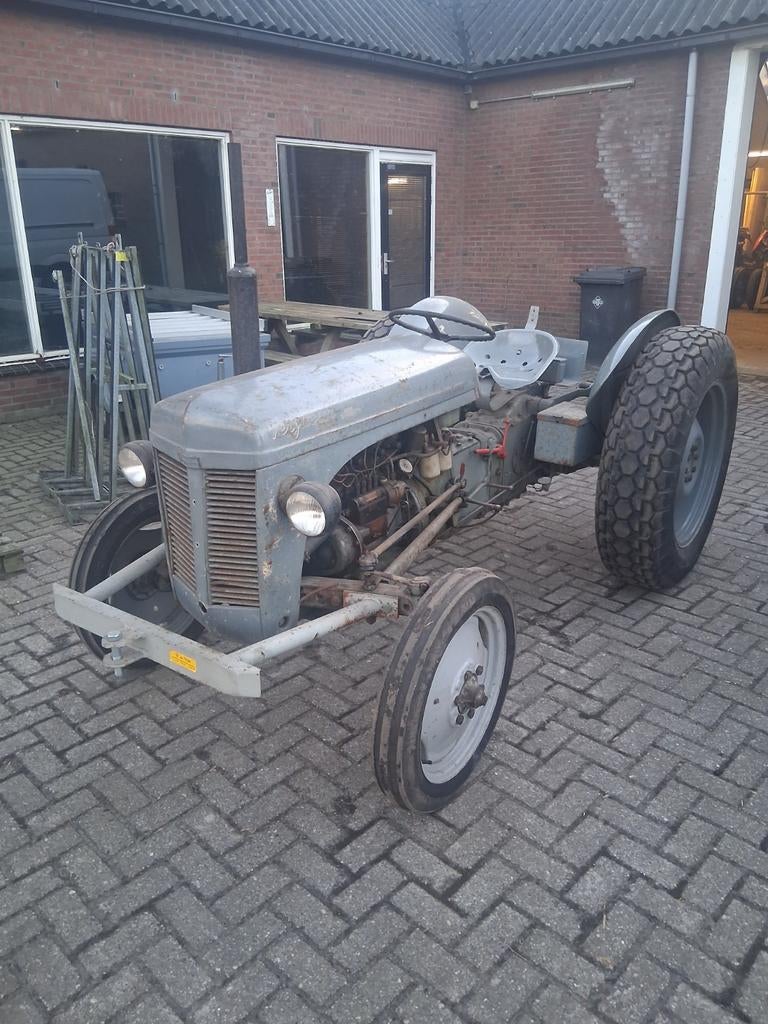 Ferguson TEF Oldtimer Trekker met Kenteken en Nieuwe Banden, Ophalen, Gebruikt
