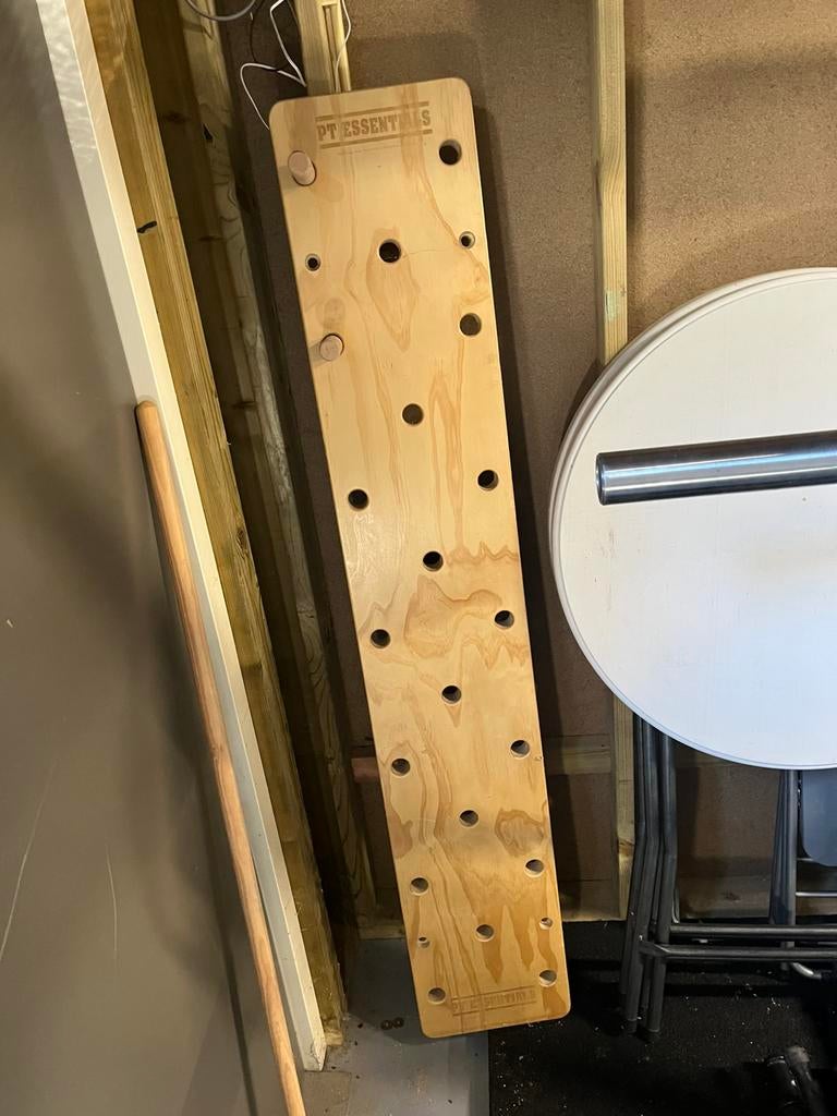 Peg board (nieuw), Ophalen, Nieuw, Krachtstation