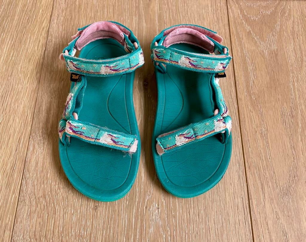 Teva Hurricane maat 26 meisje, Ophalen of Verzenden, Gebruikt, Meisje