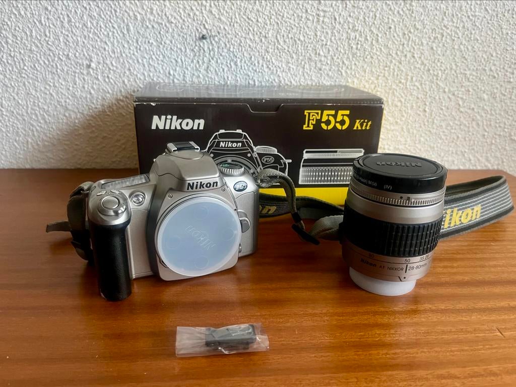 Nikon F55 kit, Audio, Tv en Foto, Fotocamera's Analoog, Ophalen of Verzenden, Zo goed als nieuw, Nikon