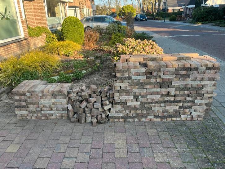 tegels klinkers bakstenen 8,5m2 850 stuks, Tuin en Terras, Tegels en Klinkers, Gebruikt, Klinkers, Beton, 5 tot 10 m², Ophalen