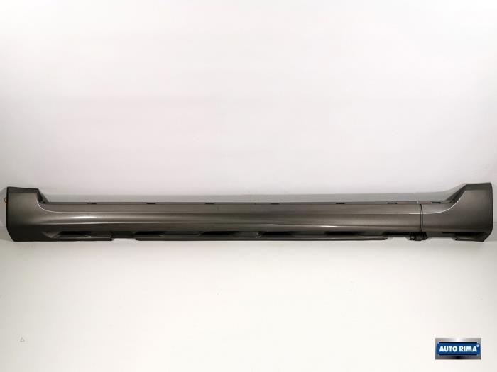 Dorpel links van een Volvo V70 (472), Gebruikt, -, -, Ophalen of Verzenden