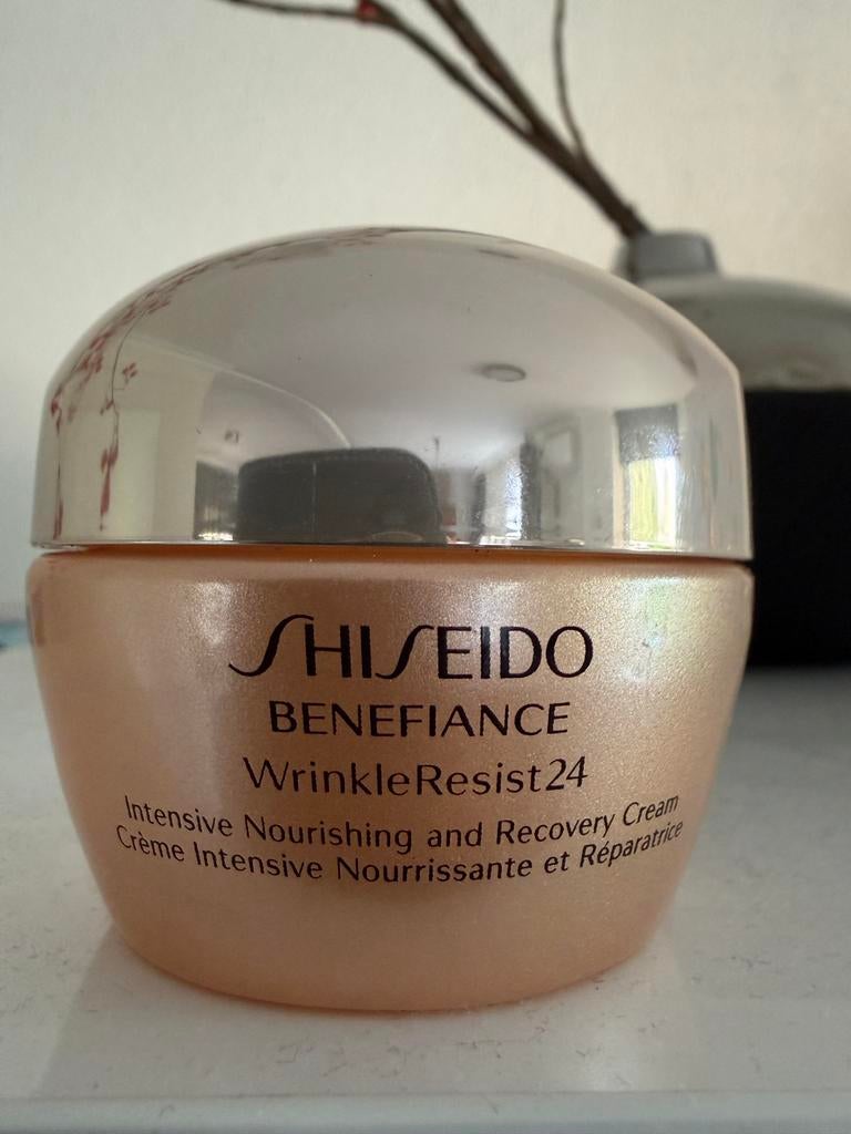Shiseido Benefiance WrinkleResist24 crème, Sieraden, Tassen en Uiterlijk, Uiterlijk | Gezichtsverzorging, Ophalen of Verzenden