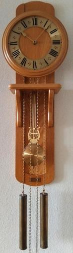 Prachtige houten wandklok met slinger en gewichten, Antiek en Kunst, Antiek | Klokken, Ophalen