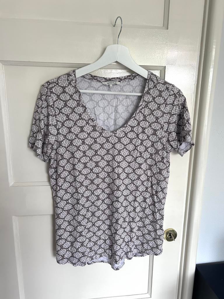 Kort mouwen shirt v-hals van viscose maat L sandwich, Paars, Maat 42/44 (L), Ophalen of Verzenden, Zo goed als nieuw