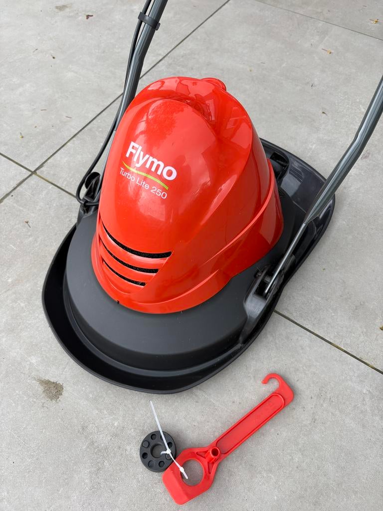 FLYMO Turbo Lite 250 Zweefmaaier, Zweefmaaier, Ophalen, Zo goed als nieuw