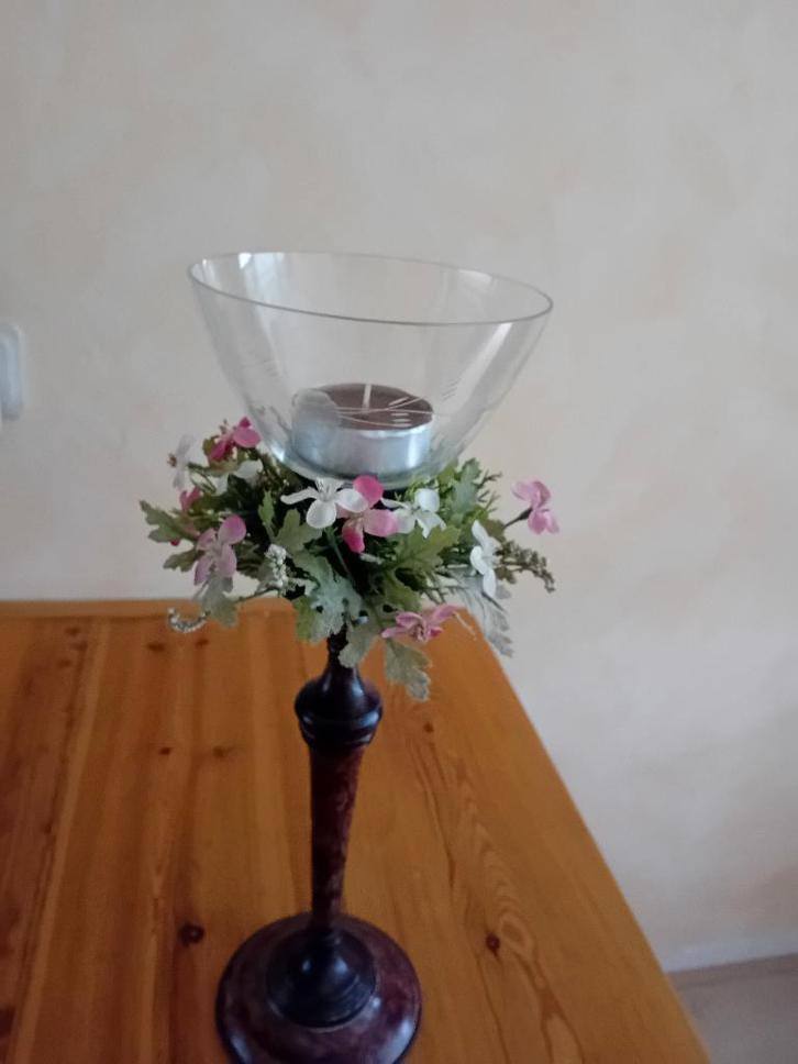 Houten kaarsenstandaard, Huis en Inrichting, Woonaccessoires | Kandelaars en Kaarsen, Zo goed als nieuw, Kandelaar, 25 tot 50 cm