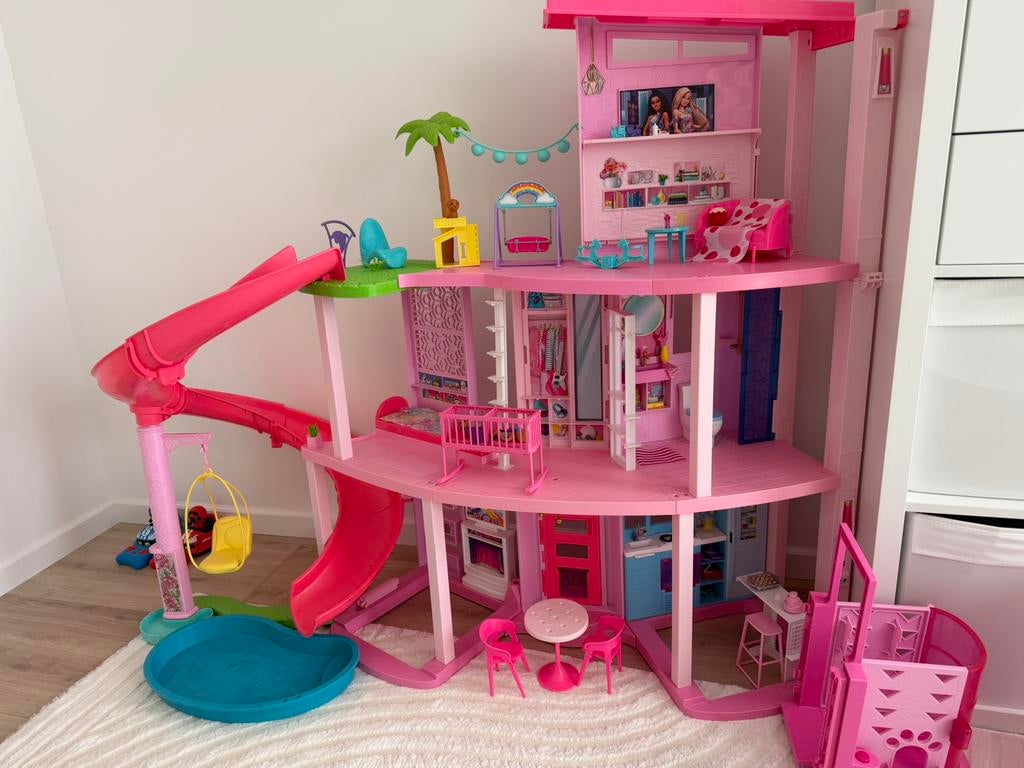 Barbie dreamhouse, Ophalen, Zo goed als nieuw, Toebehoren