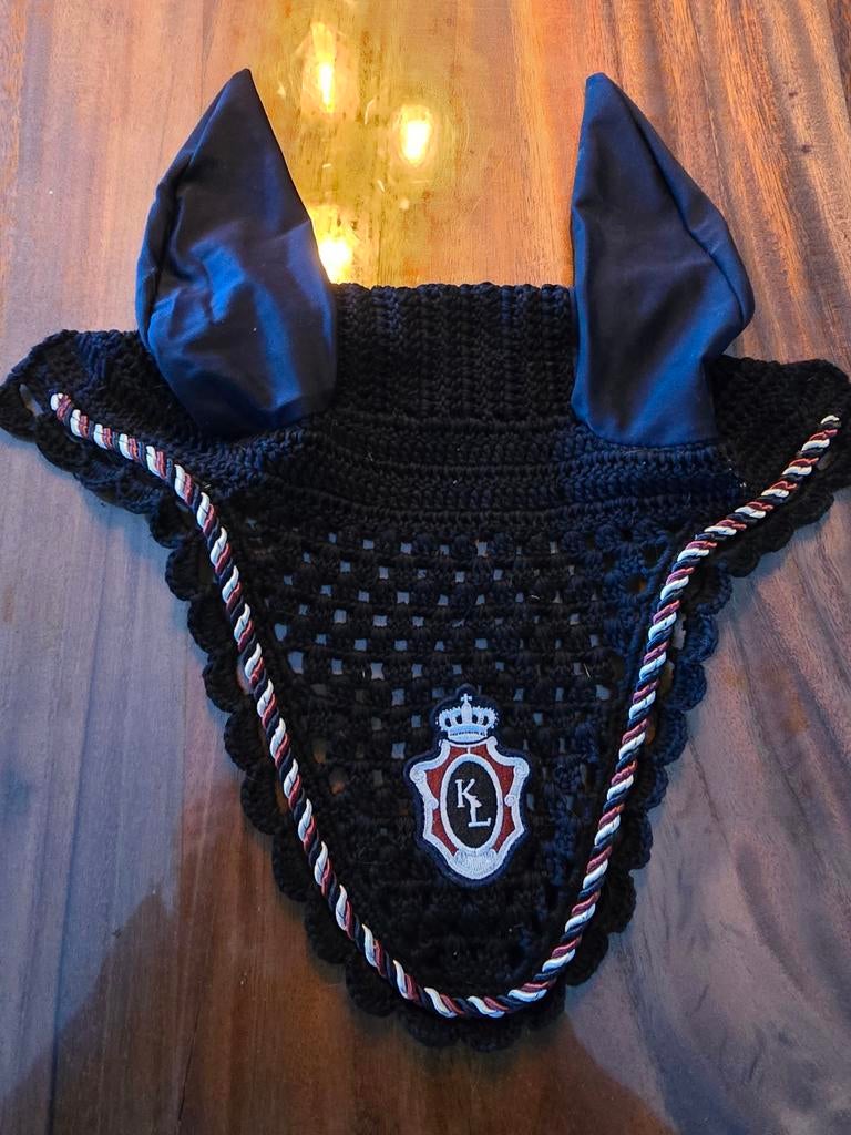Te koop oornetje Donkerblauw Kingsland als nieuw, Ophalen, Zo goed als nieuw, Dressuur