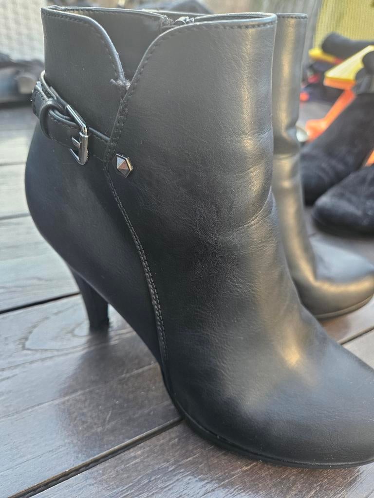 Zwarte enkellaarsjes maat 40, Ophalen, Zwart, Lage of Enkellaarzen, Onbekend