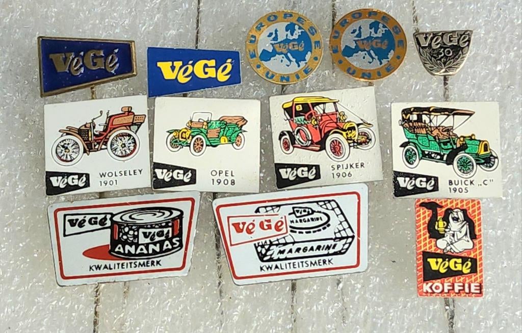 12 Vintage VéGé Speldjes - Kruidenier, Verzamelen, Ophalen of Verzenden, Gebruikt, Overige onderwerpen, Speldje of Pin