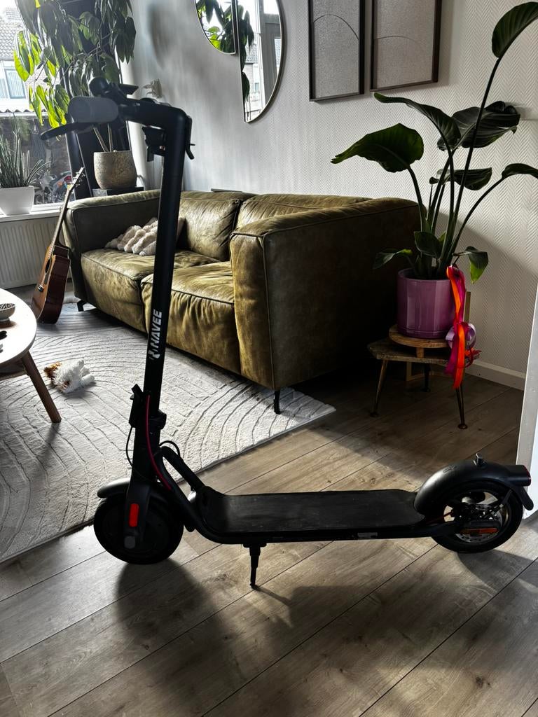 NAVVEE 50V  e scooter, Fietsen en Brommers, Ophalen of Verzenden, Gebruikt, Elektrische step (E-scooter)