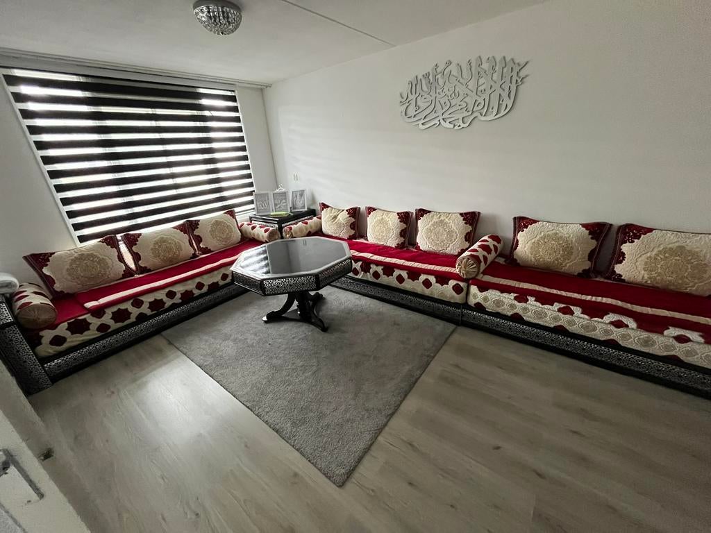 Marokaanse bank sedari met hoek en tafel, Ophalen of Verzenden, Zo goed als nieuw, Vierpersoons of meer