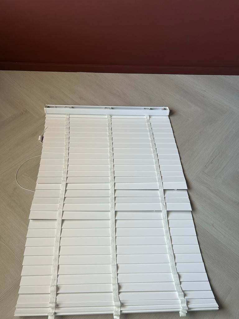 Veneta Houten Jaloezie Sneeuwwit 88x145.4cm, Ophalen, 50 tot 100 cm, Zo goed als nieuw, Wit