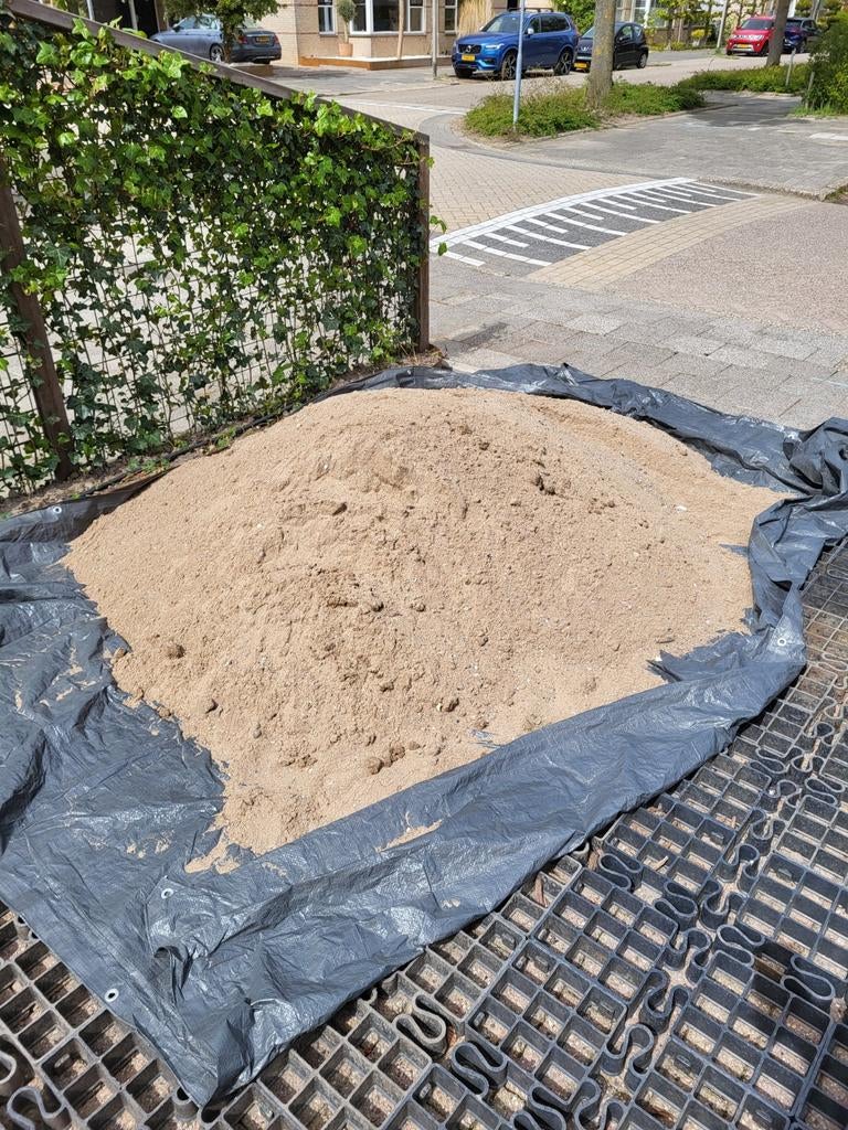 Gratis kuub drainage zand, Ophalen, Ophoogzand