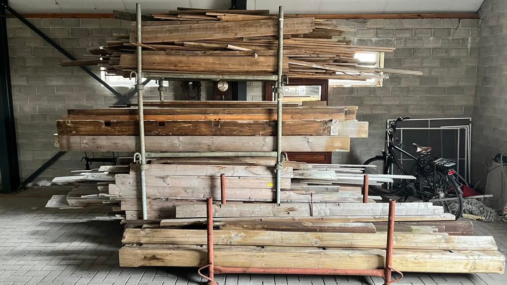 Partij houten balken tot 3,3m – droog en spijkervrij, Doe-het-zelf en Verbouw, Hout en Planken, Ophalen, Gebruikt, 250 tot 300 cm