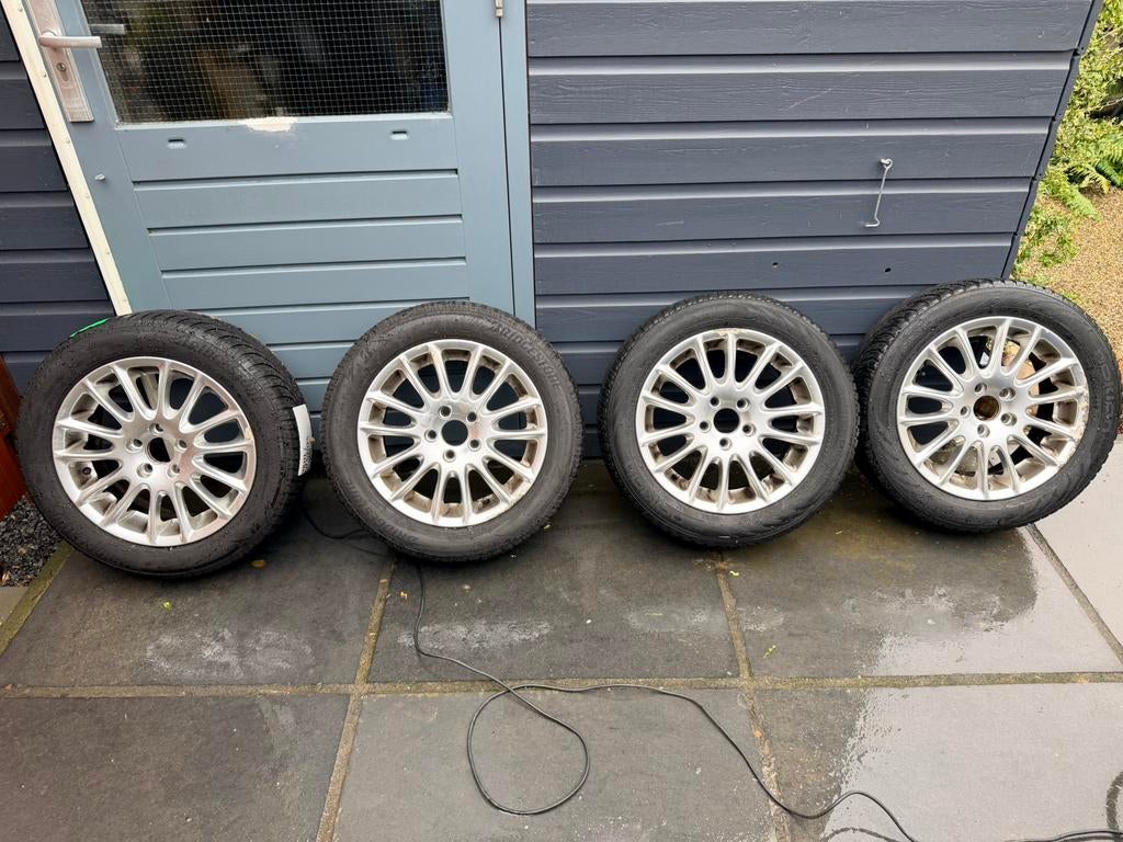 Volvo V40 Lichtmetalen velgen met winterbanden 205/55/R16, Auto-onderdelen, Banden en Velgen, Ophalen, Velg(en), 16 inch, 205 mm