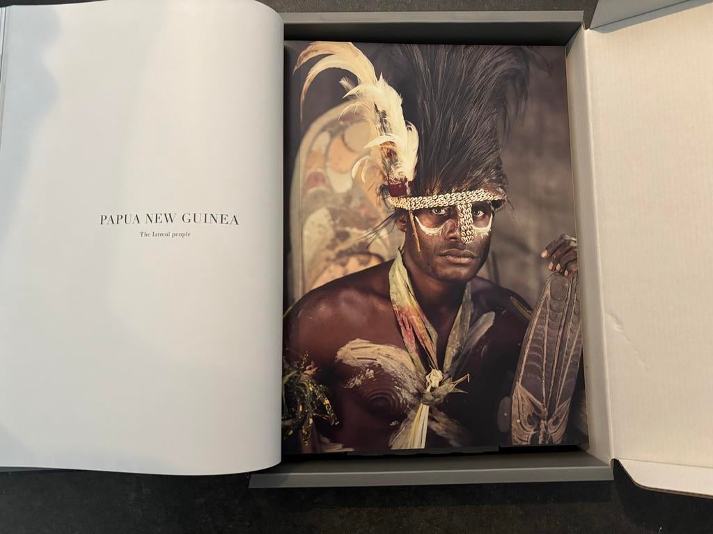 Jimmy Nelson - Homage to Humanity, Boeken, Ophalen of Verzenden, Nieuw, Fotografie algemeen