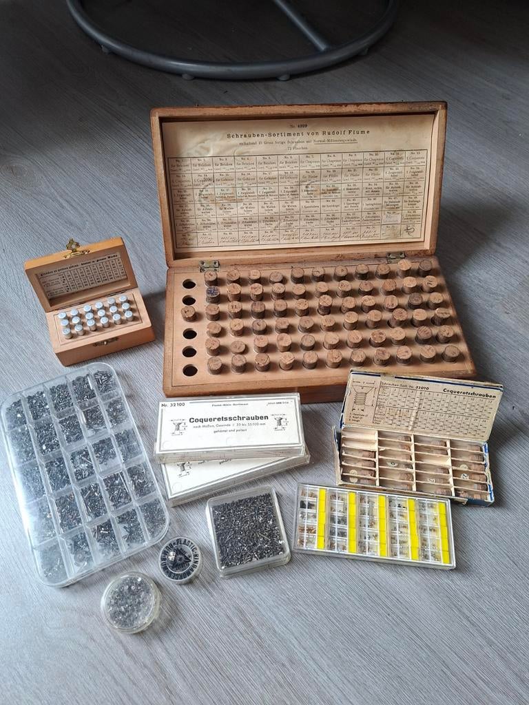 Grote collectie horlogemakers schroefjes, Ophalen of Verzenden