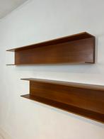 Minimalistische wandplank – Walter Wirz voor Wilhelm Renz, Zo goed als nieuw, ÅTMØS, Dorpstraat 63 Maasbree, Info@atmosvintagedesign.nl