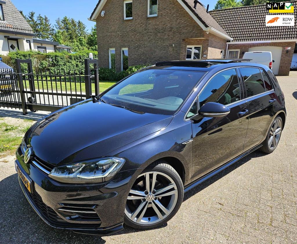 Volkswagen Golf 1.5 TSI Highline Business R, Pano, Stoelverw, Auto's, Volkswagen, Bedrijf, Te koop, Golf, ABS, Adaptive Cruise Control