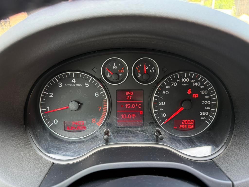 Audi A3 2.0 Tfsi Sportback Quattro 265PK 2007 Azure zilver., Zwart, 4 cilinders, 1984 cc, Handgeschakeld