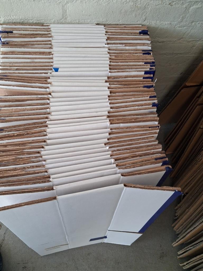 Dozen,boxes, Doe-het-zelf en Verbouw, Kratten en Dozen, Doos, 40 tot 60 cm, 50 tot 75 cm, Ophalen of Verzenden