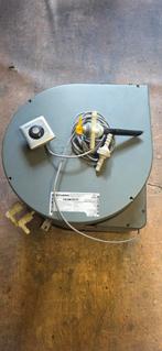 Truma boiler, 12V-30MB kompleet met bedieningsschakelaar, Ophalen, Zo goed als nieuw