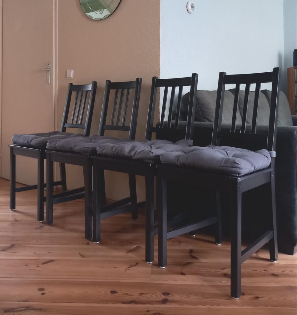 4 eetkamerstoelen Ikea Stefan, Ophalen, Gebruikt, Zwart, Vier