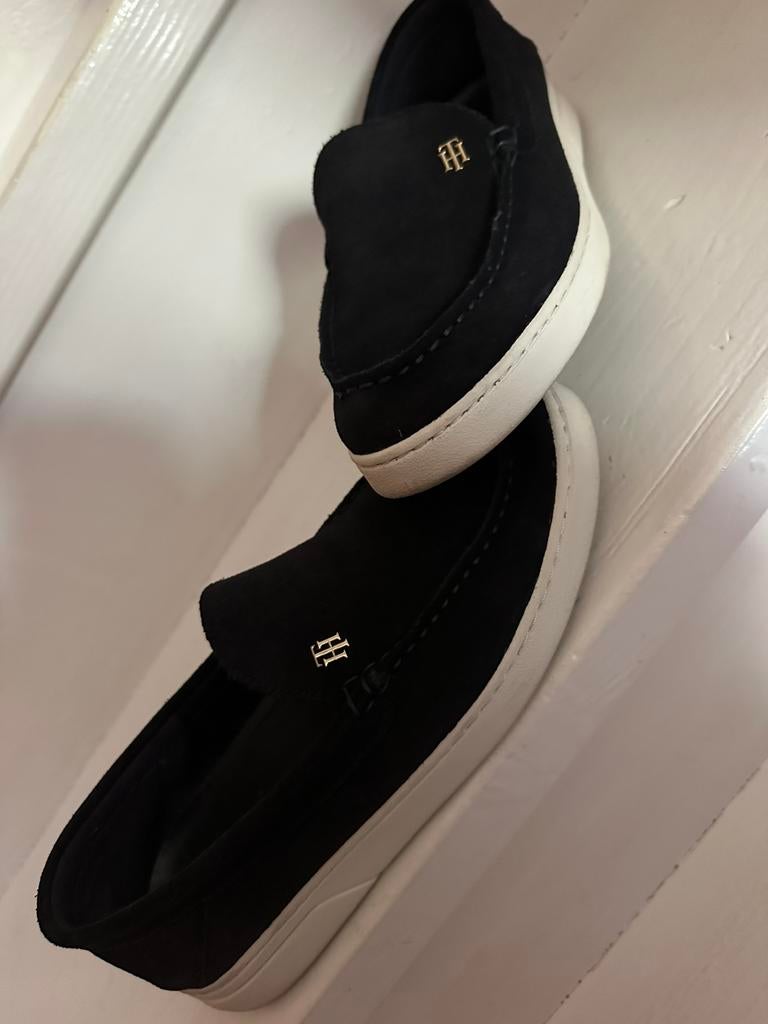 TH dames instappers donkerblauw in perfecte staat maat 38, Ophalen of Verzenden, Zo goed als nieuw