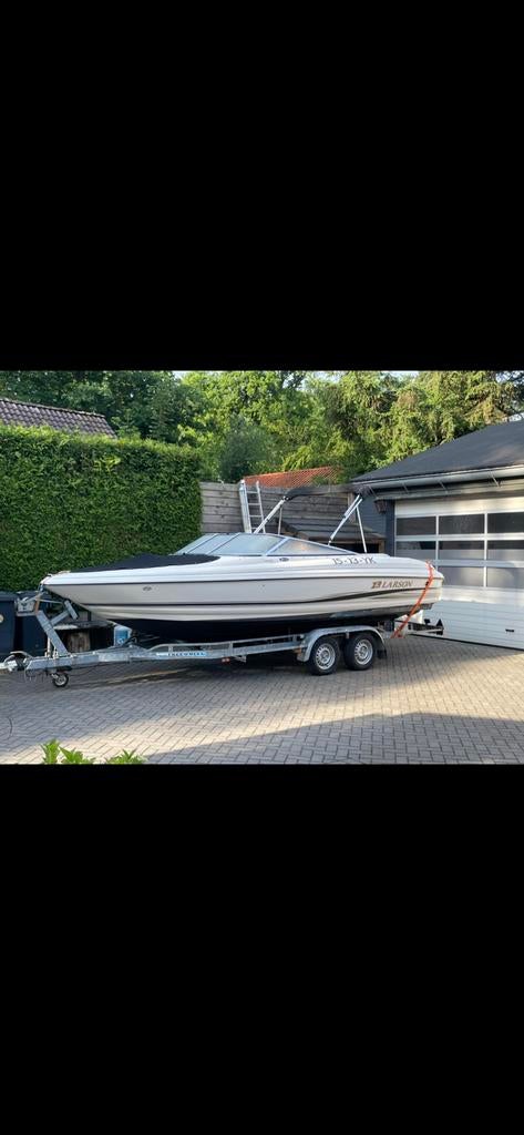 Larson sei 210 speedboot, Ophalen, Gebruikt, Binnenboordmotor, 6 meter of meer