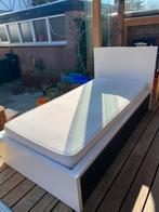 Malm bed 90 200, Huis en Inrichting, Slaapkamer | Bedden, Ophalen, 90 cm, Eenpersoons, Wit