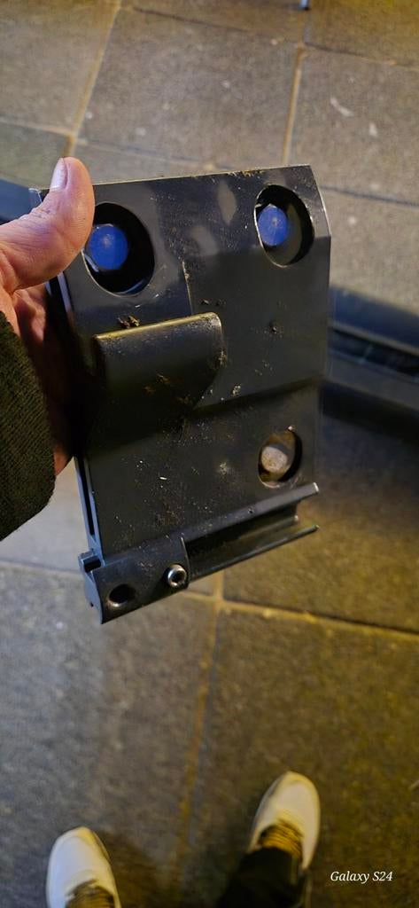 Gezocht: Muurbeugel/ophangsysteem voor zonnescherm, Tuin en Terras, Zonneschermen, Gebruikt, Overige typen, Ophalen of Verzenden