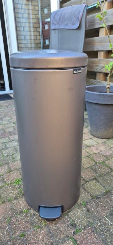 Brabantia prullenbak 60 L, Kunststof, Met pedaal, 40 liter of meer, Ophalen of Verzenden