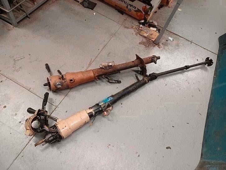 2x stuurkolom wagoneer cherokee chief voor onderdelen opknap, Auto-onderdelen, Ophalen of Verzenden, Gebruikt
