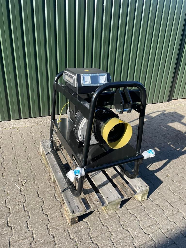 Scherp geprijsd! NSM aftakas/trekker aggregaat 27 KVA - AVR, Ophalen, Geluidgedempt, Overige typen, Nieuw