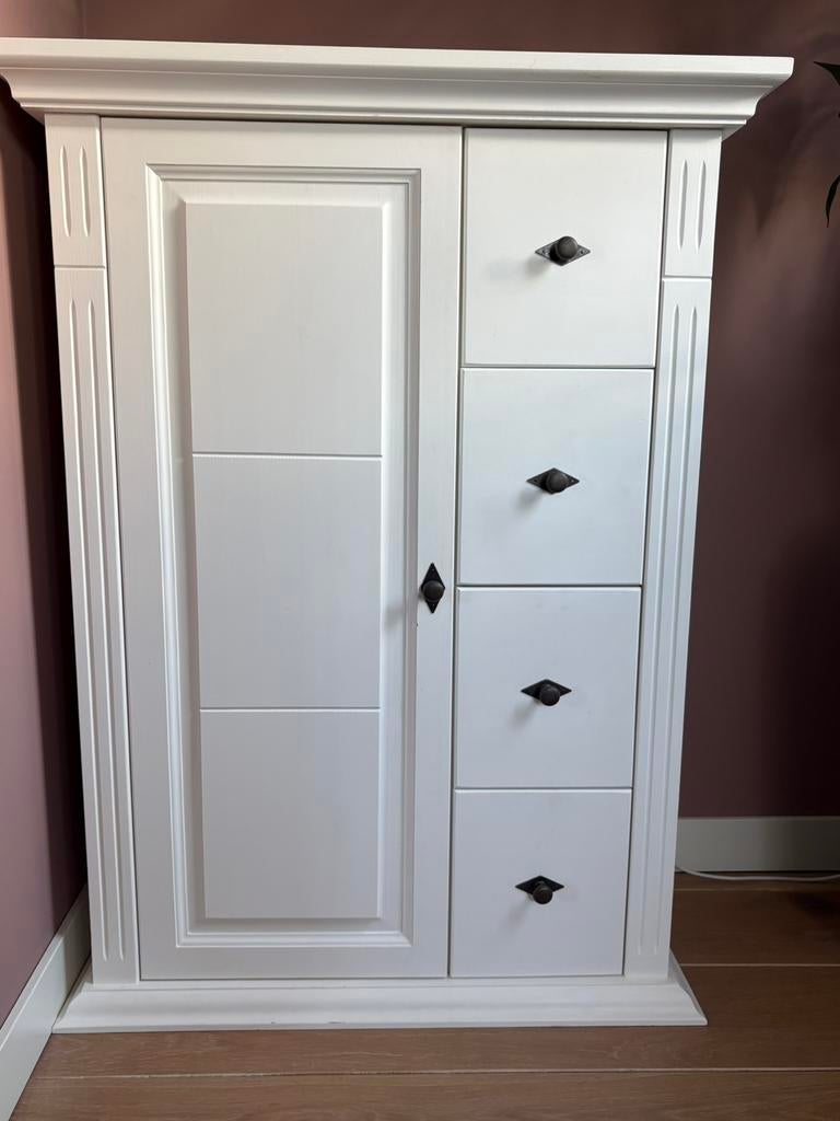 Spekkast, Ophalen, Gebruikt, Met deur(en), 100 tot 150 cm