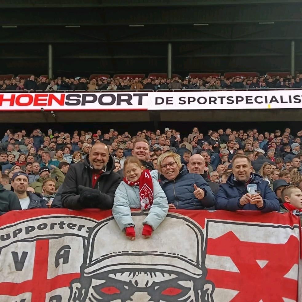 Fc twente Vak-p kaarten gevraagd ., Twee personen, Juli